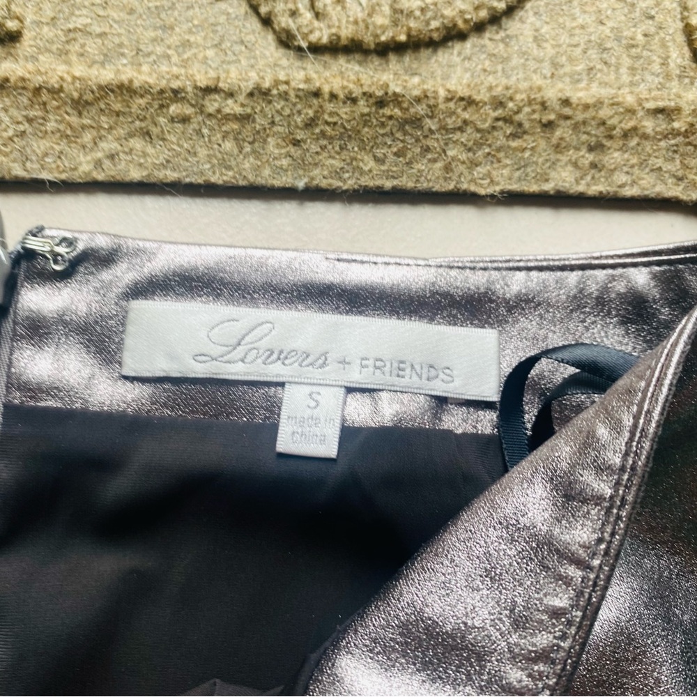 Lovers + Friends Back To Basics Mini Skirt Silver Metallic - Picture 8 of 8